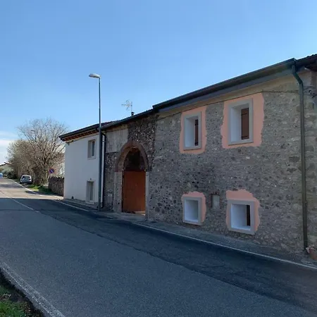 Сasa de vacaciones Rustico Di Charme - Le Colline Di Bardolino